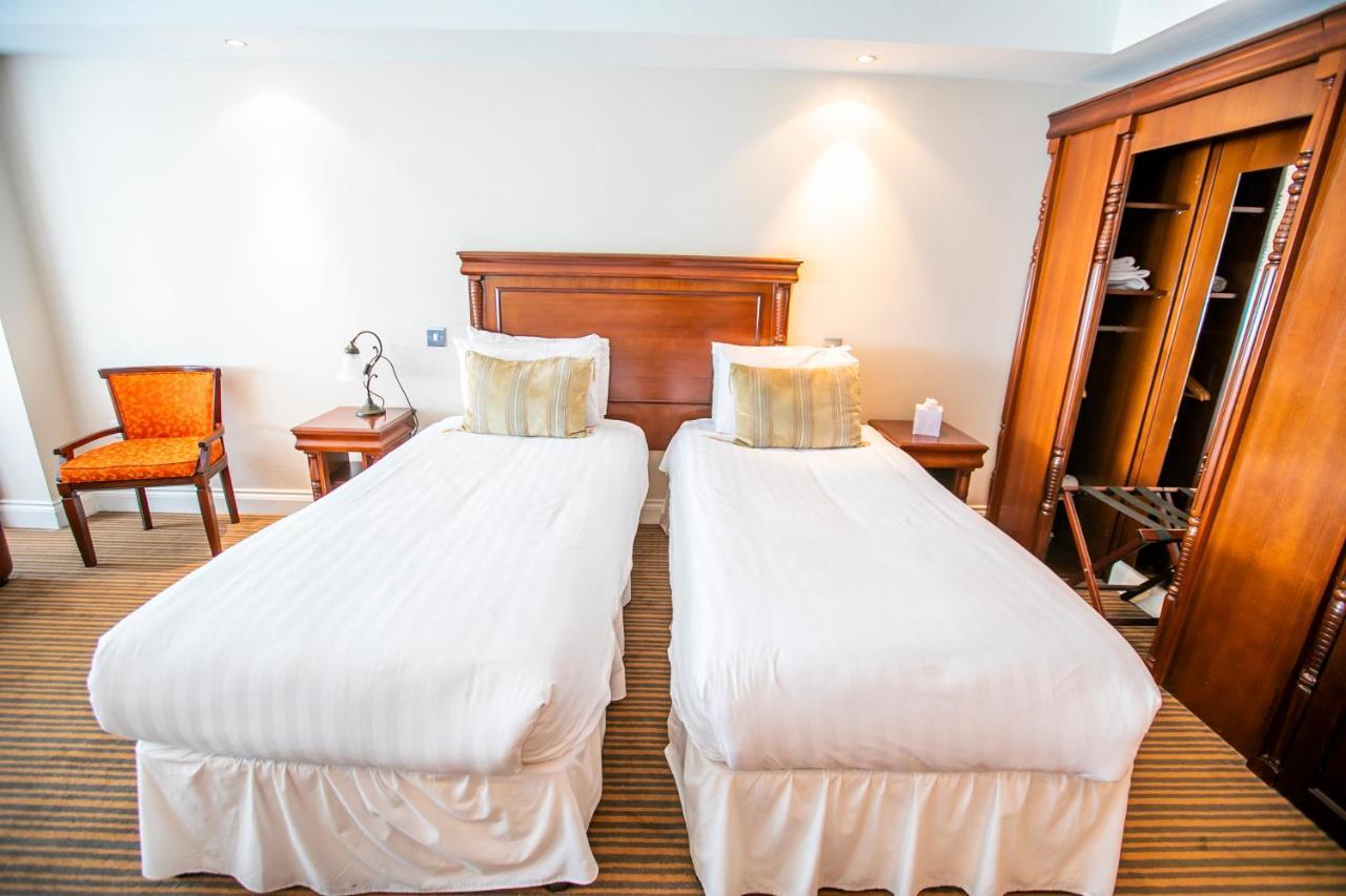 The Casa Hotel, Sure Hotel Collection By Best Western Yateley Exterior foto