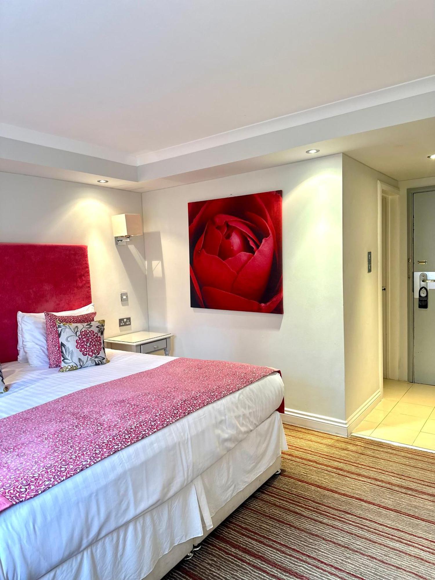 The Casa Hotel, Sure Hotel Collection By Best Western Yateley Exterior foto