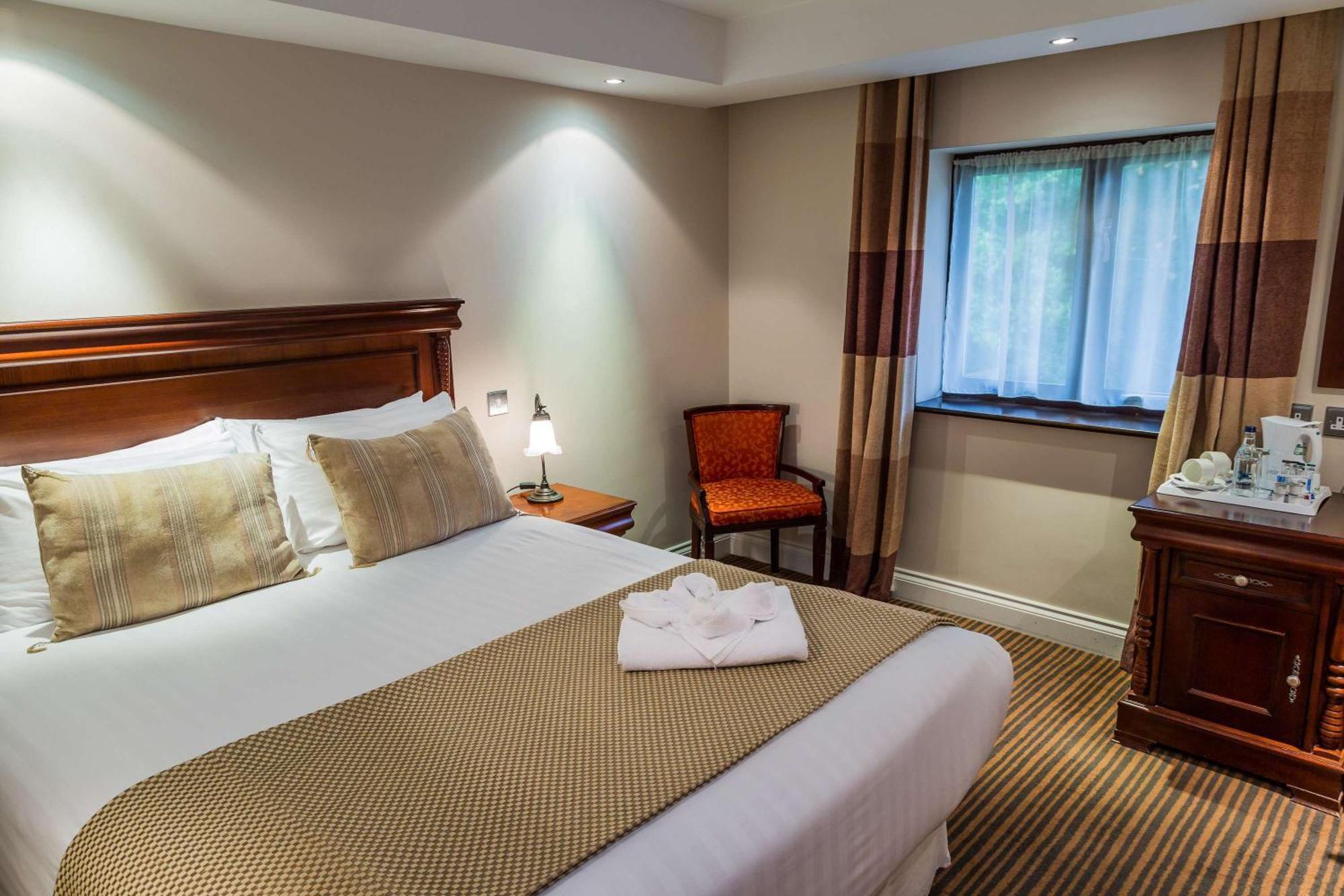 The Casa Hotel, Sure Hotel Collection By Best Western Yateley Exterior foto